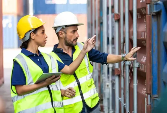 People-Unloading-Cargo